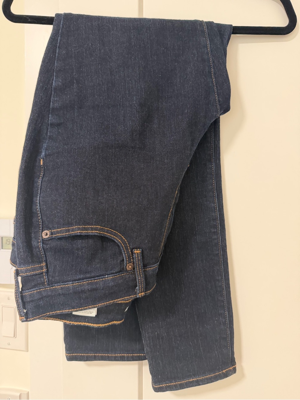 Old Navy Women's Skinny Jeans in Dark Indigo